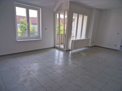 Schöne Dachgeschoss-Wohnung im Kirchsteigfeld sucht Sie!