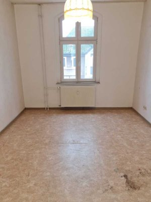 300 EURO zum Einzug! Duisburg-Marxloh, 3-Zimmer-Wohnung mit Potenzial zu vermieten!