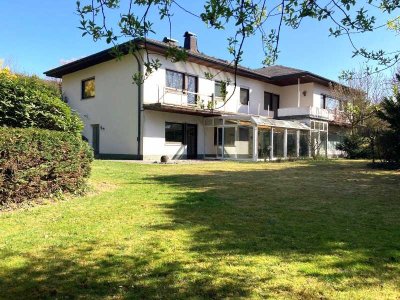 EINFAMILIENHAUS IM DORNRÖSCHENSCHLAF MIT TOLLEM GRUNDSTÜCK...