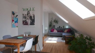 Sehr schöne 3 Zimmer Wohnung in bester zentraler Lage zwischen Englischen Garten/Isar(teilmöbiliert)