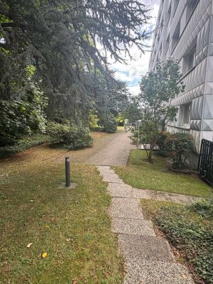 Solide Kapitalanlage / Gut vermietete ETW m. Balkon + Gem-Garten