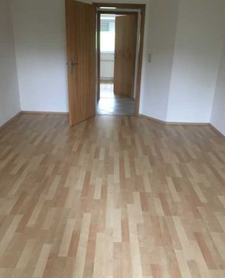 3 Zimmer Innenstadt Souterrain Wohnung in Meschede - 79 m2