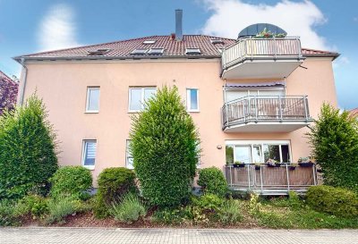 Bezugsfreie Etagenwohnung mit Balkon & Tiefgaragenstellplatz !