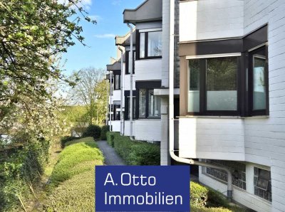 Krefeld - Bockum / Rott, helle 2 Zimmer Wohnung zzgl. Studiozimmer, Sonnenbalkon, Wannenbad