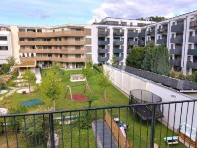 LEND: Ruhiger 2 ZIMMER-NEUBAU + großer Balkon 11m² + Einbauküche + großes Bad mit Wanne / WC + Lift!