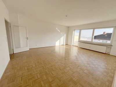 ** Helle 3-Zimmer-Wohnung mit Balkon in Kelkheim-Hornau **