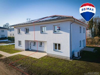 Einzugsbonus: 1 Monat Kaltmietfrei - Neubau-DHH mit Terrasse und Garten in Ottersleben