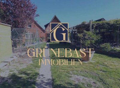 Familienglück in grüner Lage – Idyllisches Zweifamilienhaus in Cäciliengroden