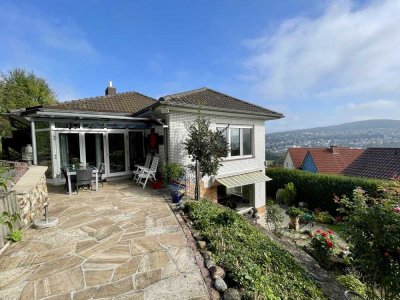 Seltene Gelegenheit: Gepflegtes Refugium mit Blick auf die Stadt! KEINE KÄUFERPROVISION