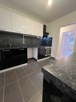 In diesem 3 Zimmer Traum mit EBK & Balkon schaffen Sie als Junge Familie erste schöne Momente