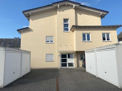Neuwertige 3-Zimmer-Wohnung mit großem Balkon, ohne Makler