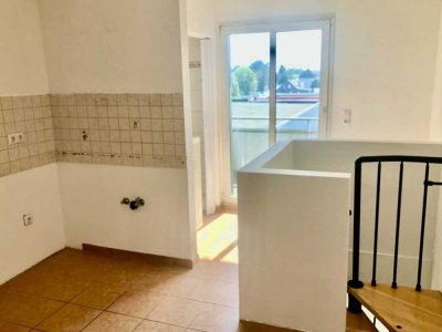 Keine Wohnung von der Stange - individuelle Maisonette mit zwei Balkonen