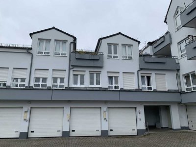 1. OG - Schöne 2 bis 3-Zi Whg. mit 78 m², Terrasse, Garage in Kronberg im Taunus