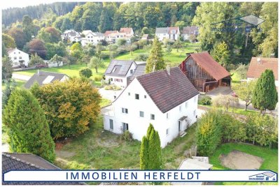 Renovierungsbedürftiges Anwesen mit Einliegerwohnung in ruhiger Lage zwischen Memmingen und Ulm