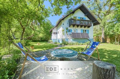 Idyllisches Traumhaus im Grünen – inklusive großem Grundstück