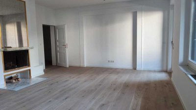 Großzügige Wohnung mit Balkon in Bestlage
