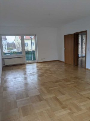 105 m² Wohnkomfort mit separatem Home-Office oder Gästezimmer und Einbauküche