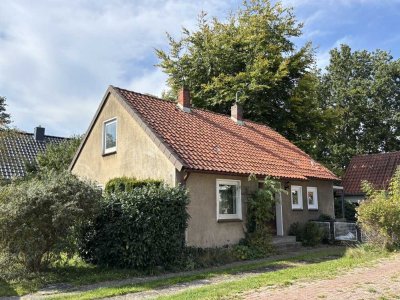 EFH zur Sanierung mit ca. 100 m² Wohn-/Nutzfläche + Keller in guter Lage von Winsen/Stadt