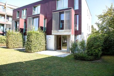 Schönes helles 1 Zimmer-Appartement mit Terrasse, Garten