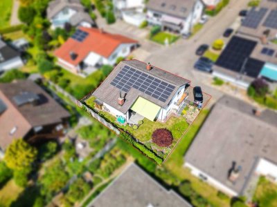 Freistehender Winkelbungalow mit Einliegerwohnung in ruhiger und sonniger Lage!