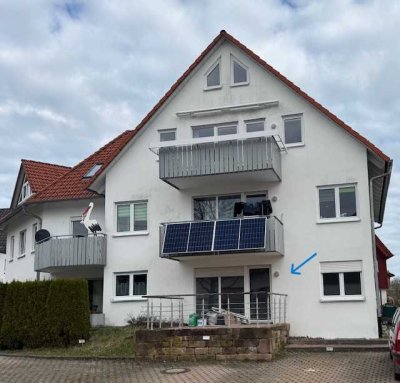 Ruhig gelegene 3-Zimmer-ETW (EG) mit Pkw-Stellplatz und Terrasse