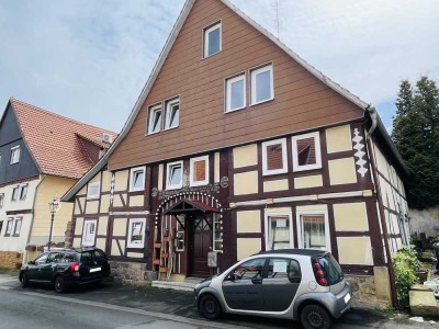 Großzügiges Mehrgenerationenhaus im historischen Ortskern von Grebenstein