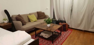 Kompakt wohnen: Ein-Zimmer-Apartment auf der Schwanthalerhöhe