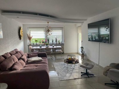 Modernisierte 3,5-Zimmer-Wohnung mit Balkon und Einbauküche in Wutöschingen