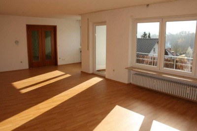 Erstbezug nach Sanierung: 4-Zimmer-Wohnung mit Balkon in Veringenstadt