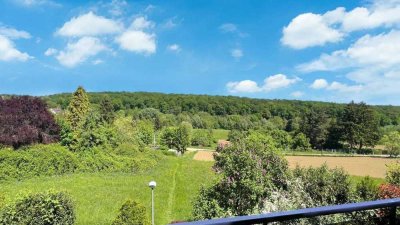 Stuttgart-Hoffeld: Unverbaubarer Blick ins Ramsbachtal - 1 FH mit Einliegerwohnung, Garten & Garage