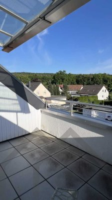 Wohngenuss auf zwei Etagen mit Sonnenplätzen und Stil