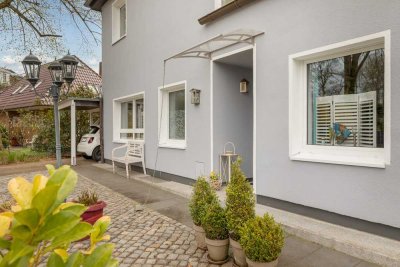 Einfamilienhaus mit Einliegerwohnung in bester Nachbarschaft wartet auf Sie