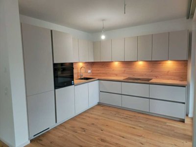 LIST-PELIKAN | NEUBAU | hochwertige 3-Zimmer-Wohnung mit Loggia und Einbauküche