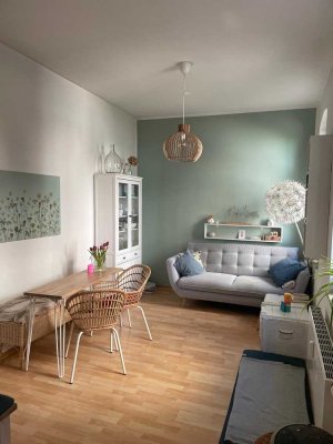 Zuhause mit 2 Zimmern in Halle