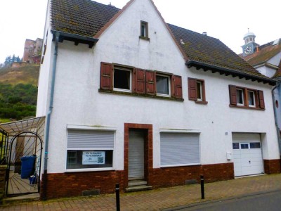 Open House So. 15.11. von 10 bis 14 Uhr! Großes Einfamilienhaus mit Garten & Garage!