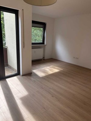 Schöne 2-Zi-Wohnung in grüner Innenstadtlage