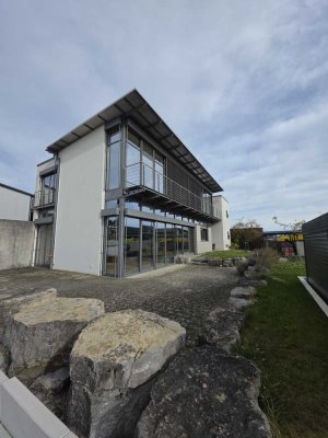 Modernes Wohn- oder Bürohaus in Weil im Schönbuch