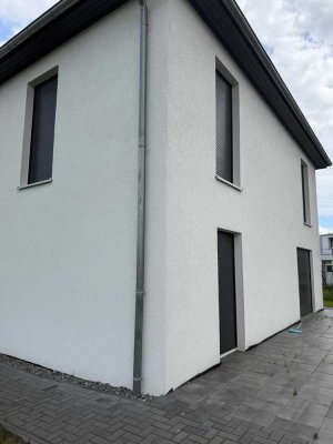 Luxeriöse Stadtvilla mit großzügigem Eigentumsgrundstück VB
