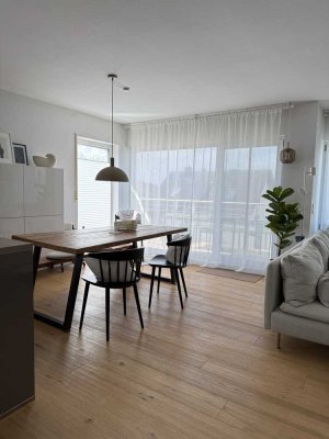Traumhafte Dachgeschosswohnung für Sonnenliebhaber inklusive EBK