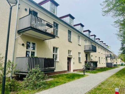 Neu! Berlin-Staaken! Tolle Wohnungen mit hochw. Ausstattung in Grünlage! Balkon,2x Bad., Pk