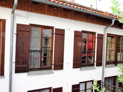 Ideal für Singels - Appartement mit neuer Küche im 1.OG in Wörnsmühl