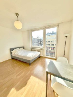 Für 1 Person! Möblierte 1-Zimmer Wohnung - Berg am Laim