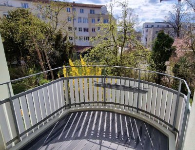 Geschmackvolle 3-Zimmer-Wohnung  mit Balkon: in Landshut