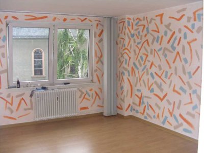 *SINGLEWOHNUNG* 1-ZKB-Wohnung im 2. Obergeschoss