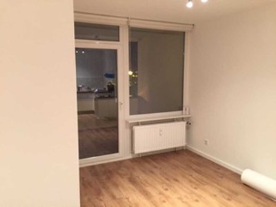 Helle zentrale 2-Zimmerwohnung inkl.Küche undElektrogeräte u. Tiefgaragenstellplatz
