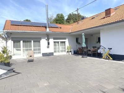 Kaiserslautern-Sembach: Modernes, geräumiges Haus(EG u. DG) zu vermieten!