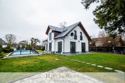 Neuwertige Villa mit riesen Grundstück am Naturschutzgebiet und nah an Badeseen!