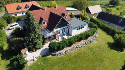 Prächtiges Landhaus mit großem Garten in Sonnenlage