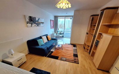 1-Zimmer Wohnung mit Balkon im 2. OG in München-Bogenhausen