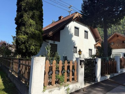 Einfamilienhaus mit Forellenteich